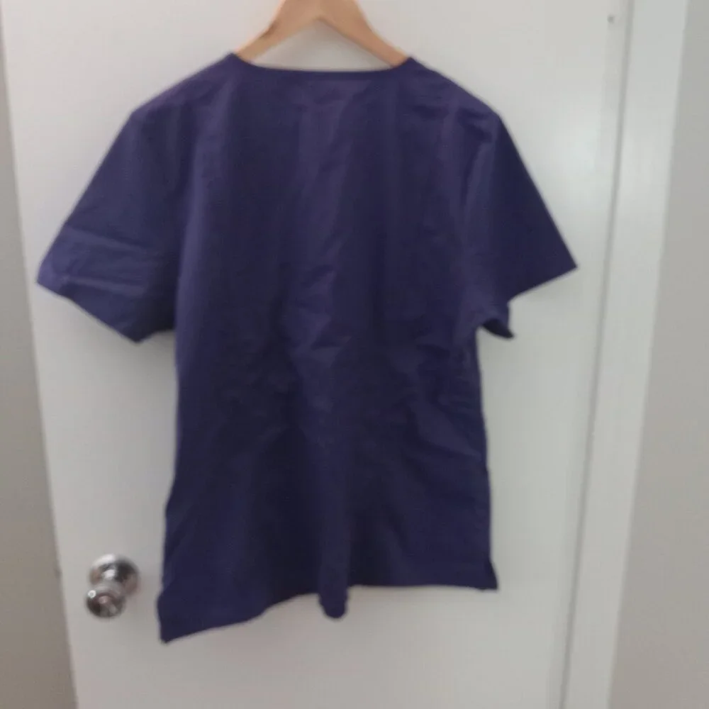 Cherokee Scrub Top - Picture 2 of 3
